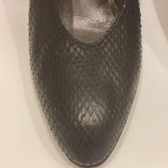 Vintage Christian Dior black python pumps - Picture 2 of 13